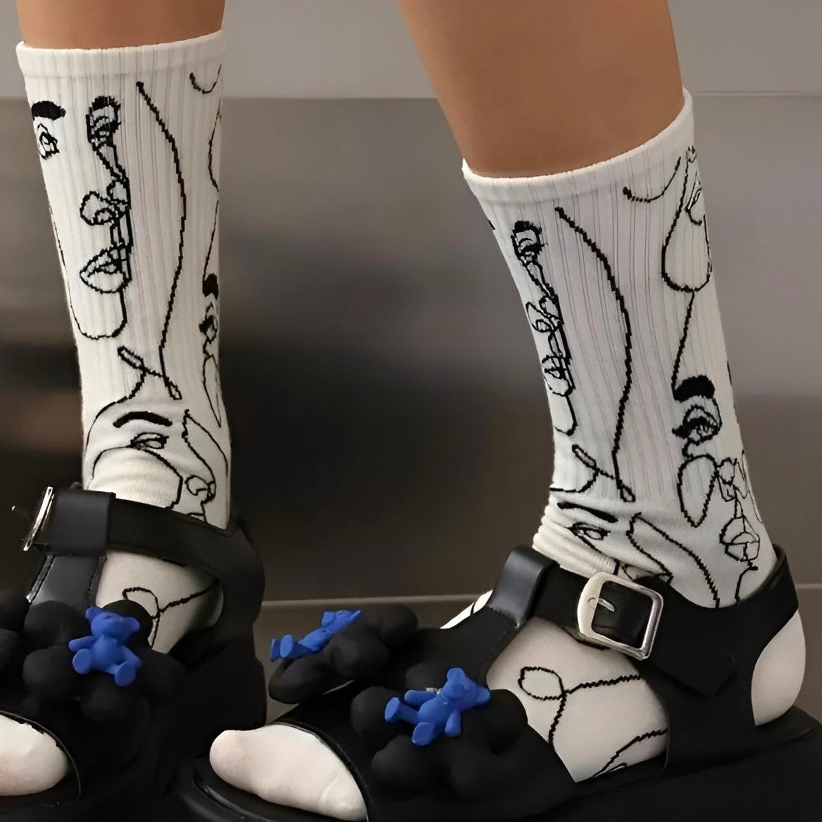 Atelier Line Art Socks