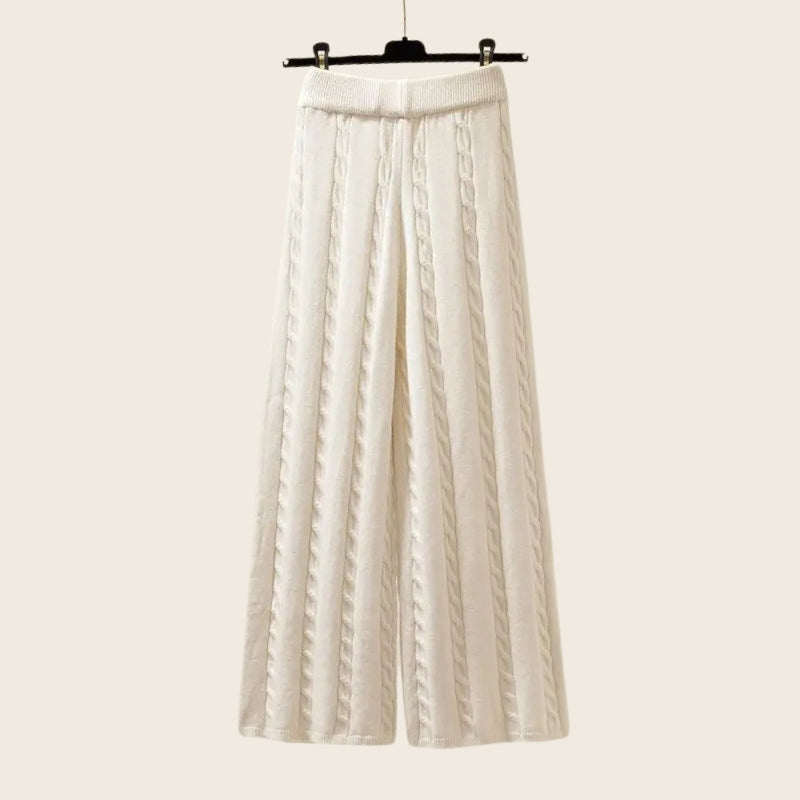 Solara Comfort Knitted Set