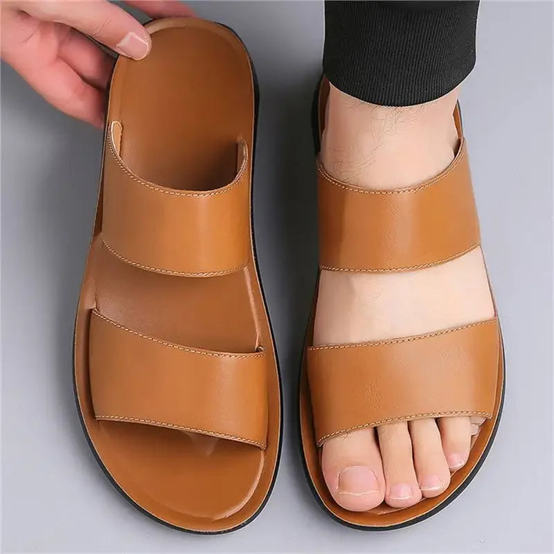 Velaro Leather Sandals